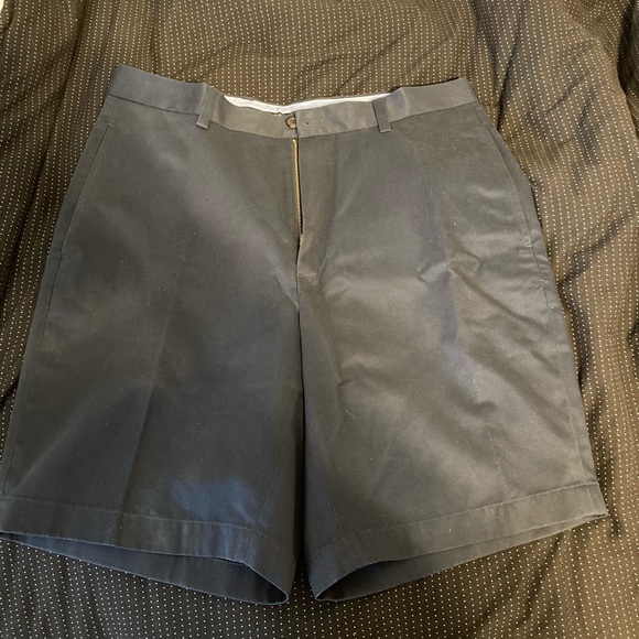 Brook Brothers Shorts 32 W - 9 in inseam - Picture 3 of 6